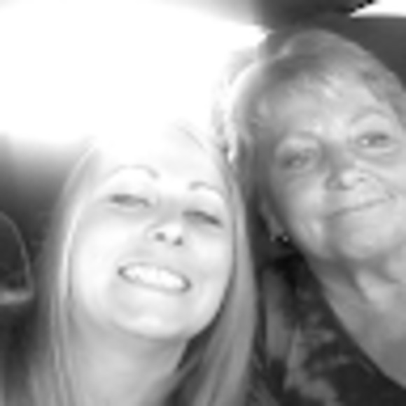 Meet your Posher, April - Picture 1 of 1